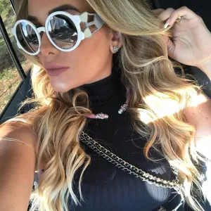 Chic Hollow Frame Shades