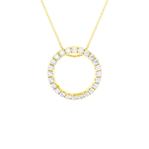 Circle pendant necklace