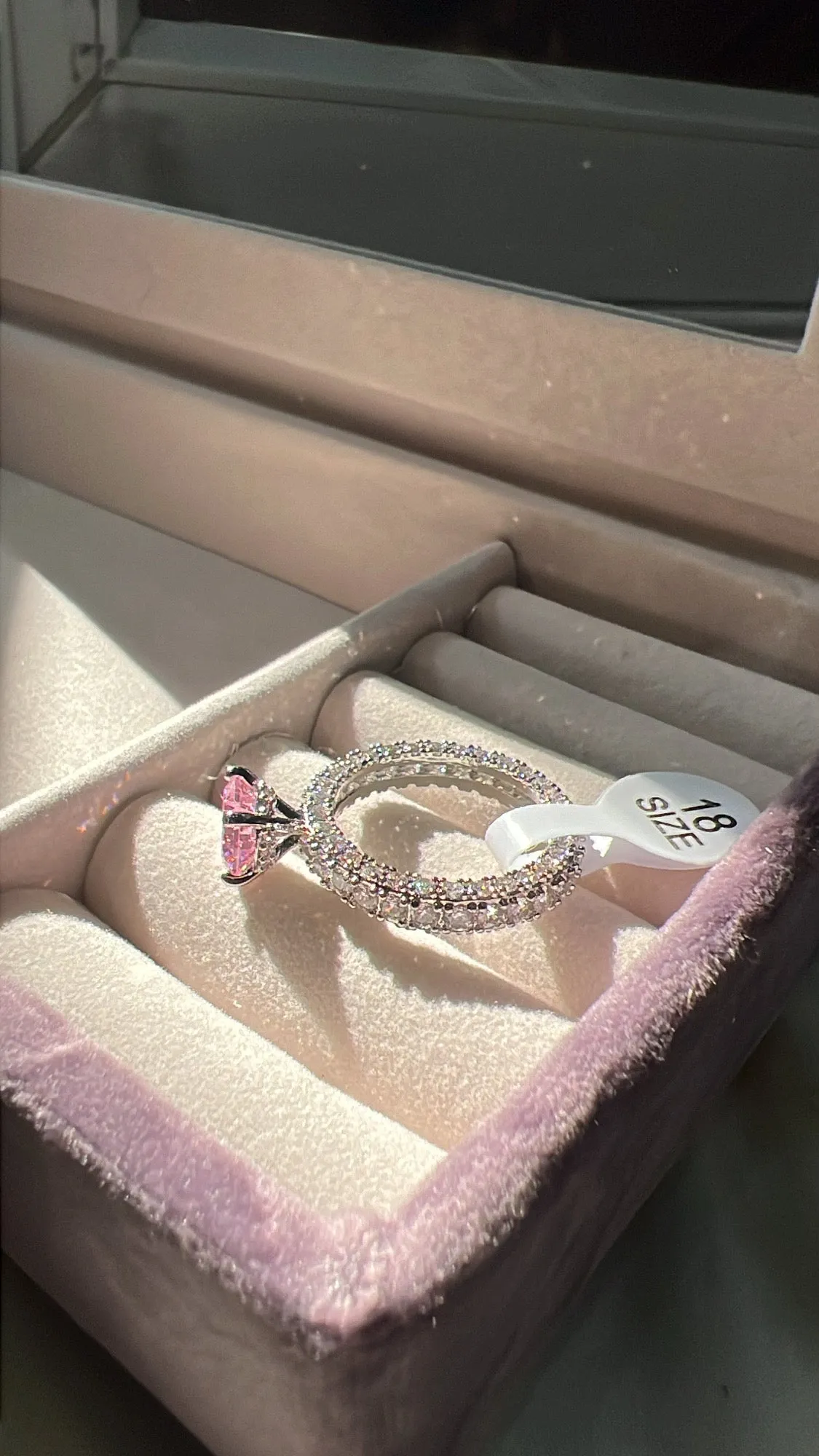 Evie rings
