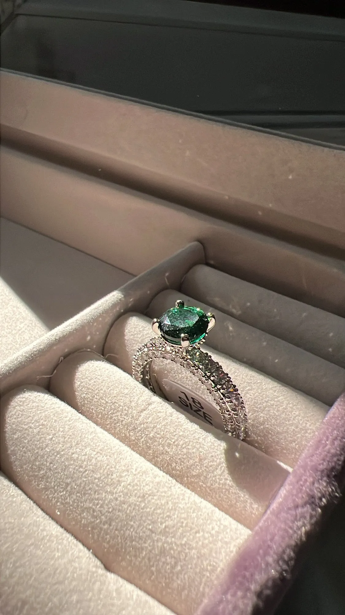 Evie rings