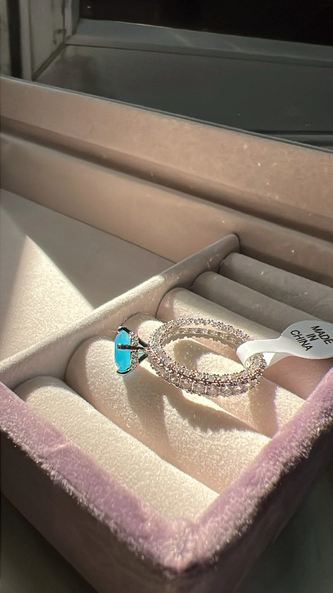Evie rings