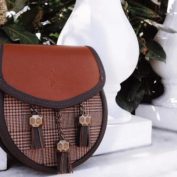 Glen Keith Tweed Sporran Handbag in Chestnut