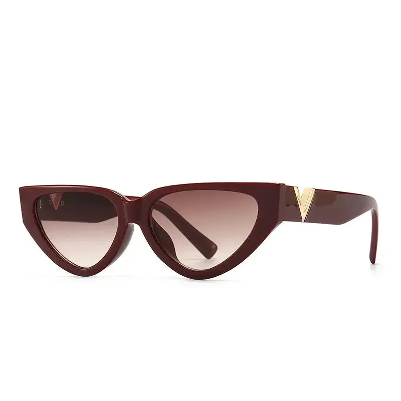 Retro Eye Small Round Letter V Sunglasses
